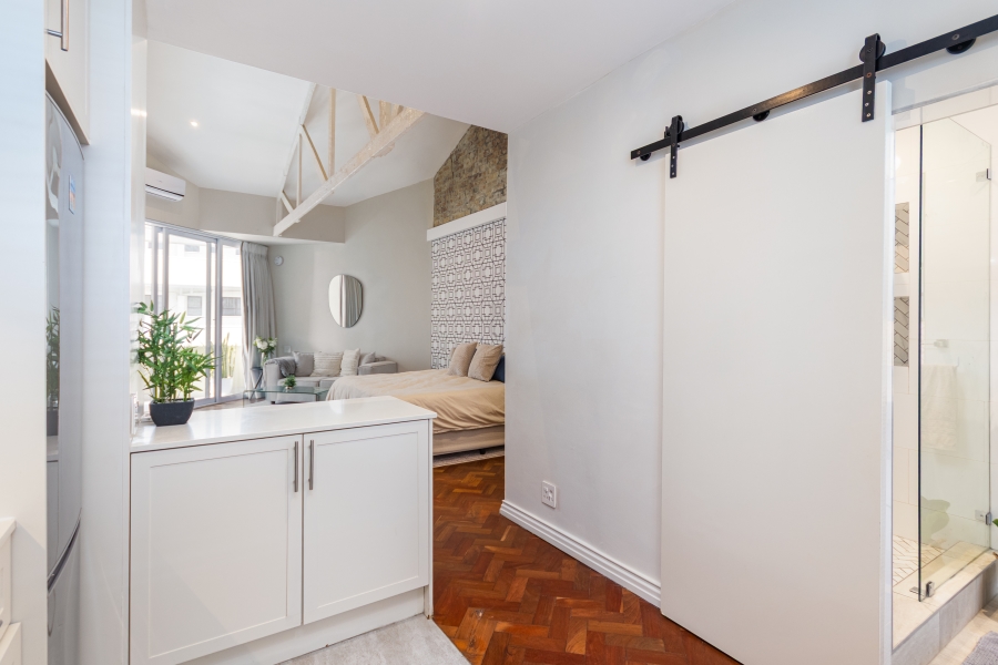 To Let 0 Bedroom Property for Rent in Sea Point Western Cape